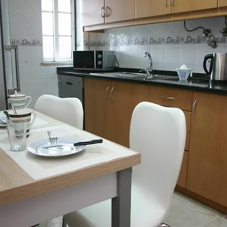 With 2 Bedrooms In Albufeira, With Wonderful View, Pool Albufeira